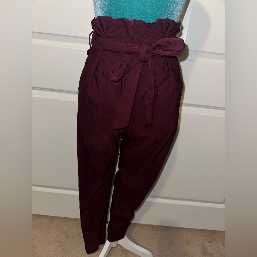 Burgundy paper bag👖✨